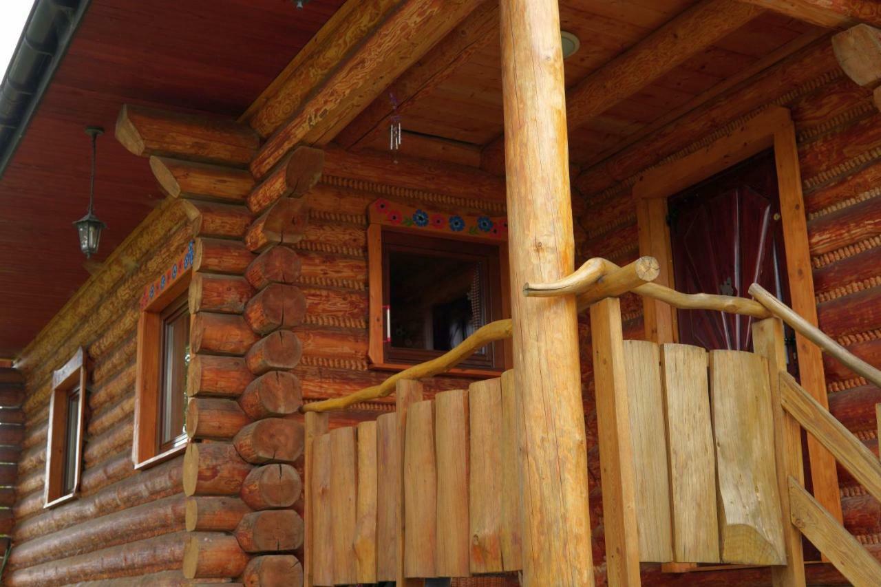 Villa Dom Pachnacy Zywica à Bochnia Extérieur photo